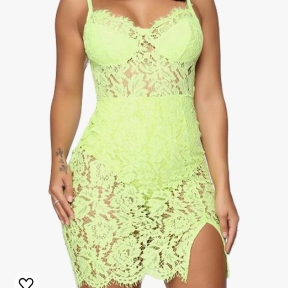 NWOT Neon Green Sheer Floral Lace Pattern Spaghetti Strap Dress - Size M - Picture 2 of 8